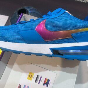 NIKE AIRMAX PRE DAY BT- Size 11